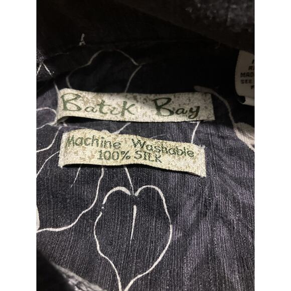 Batik‎ Bay Men's Medium Hibiscus Monstera Black Washable Silk, Hawaiian Shirt - Picture 4 of 12